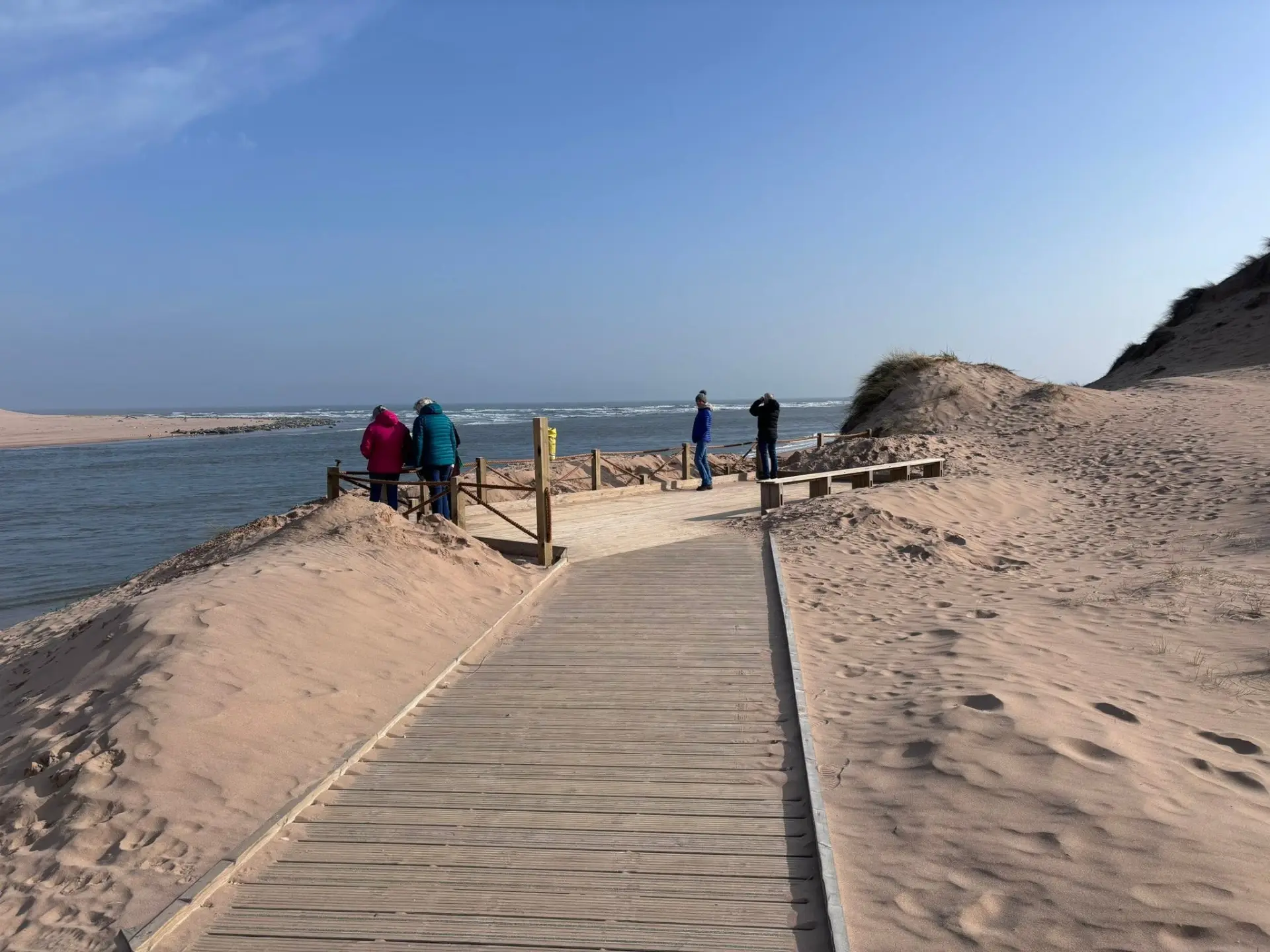 Dunes boardwalk handrails